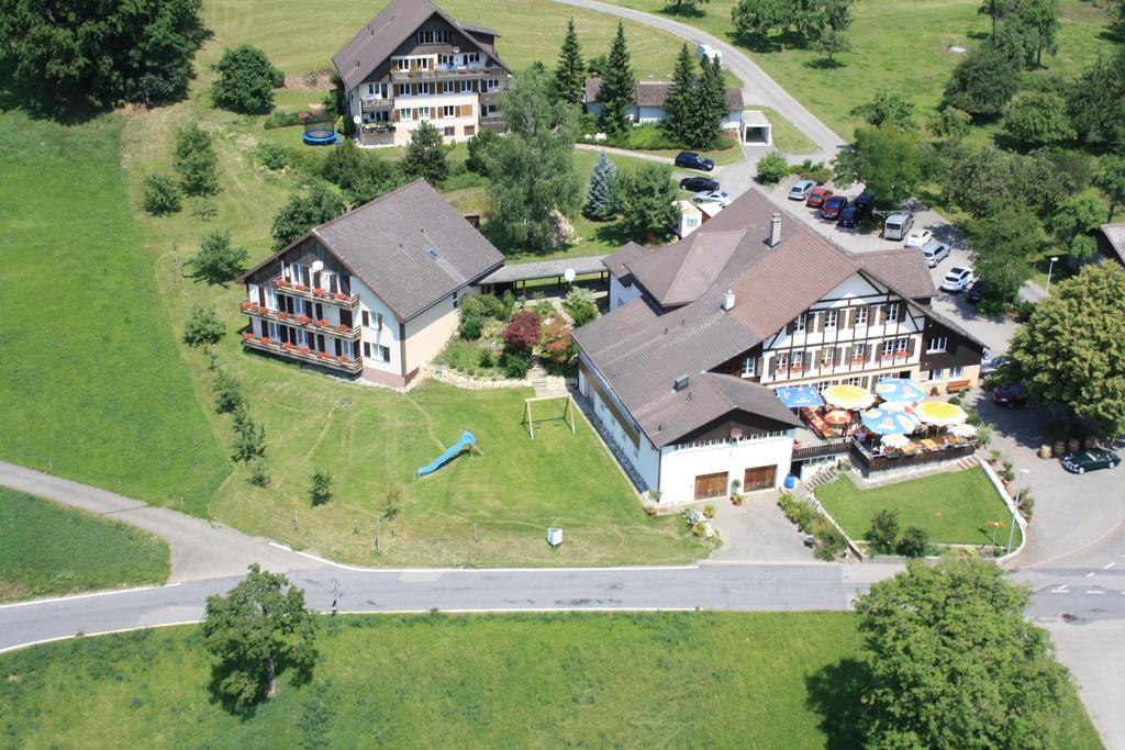 Hotel Restaurant Alpenblick Wolfisberg Bagian luar foto